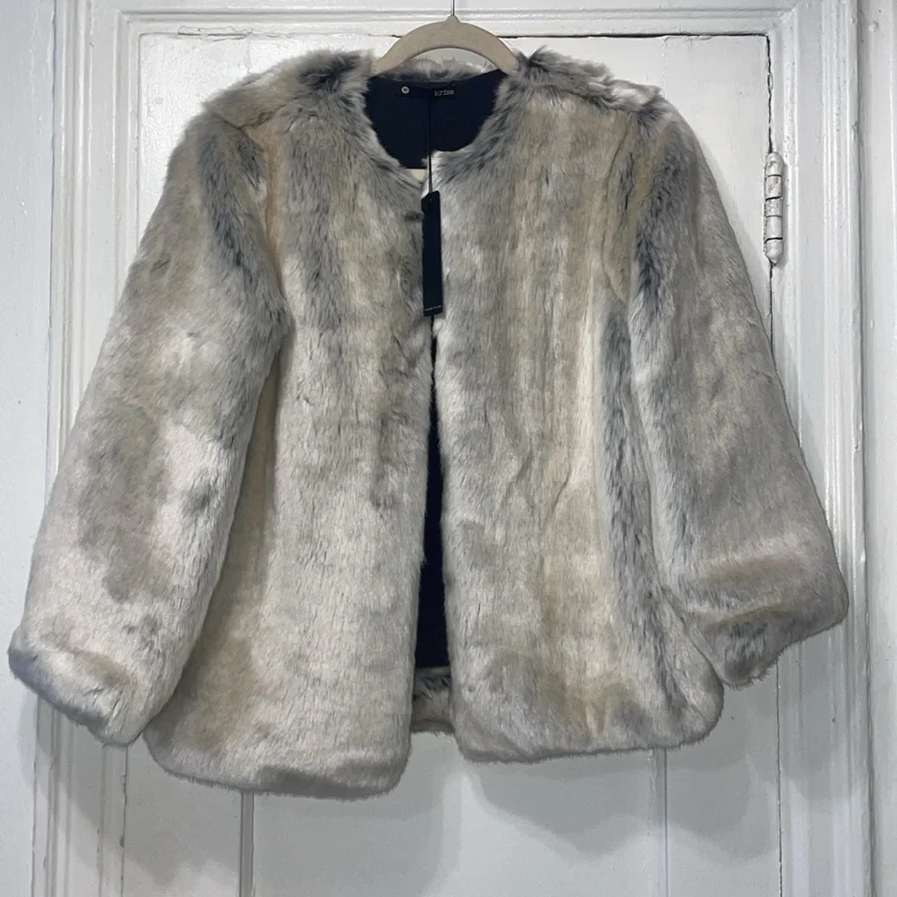 Krisa Camila Faux Fur Jacket in Glacial - Picture 2 of 6